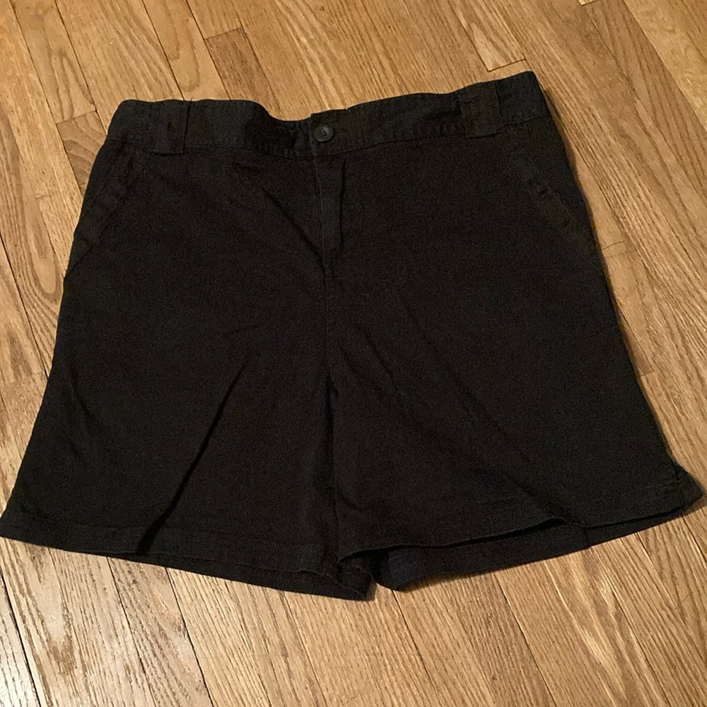 Transitions black maternity shorts with elastic band. Real pockets.